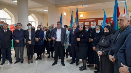 Bu gün 163 nömrəli məktəbdə Şəhid Cəmil Məmmədliyə həsr olunmuş xatirə  tədbiri keçirilmişdir.Məktəbin önünə vurulmuş barelyefin və onun daxilində qoyulmuş abidə büstünün açılışı olmuşdur