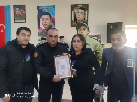 Türkiyə Azərbaycan Qardaşlıq İctimai Birliyi nümayəndələri ilə birlikdə bugün   Biləcəri qəsəbəsinin Şəhidi  Rzaxanov Nihat Natiq oğlunun  il dönümü ilə bağlı   mərasimdə  iştirak etmişdir