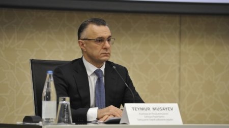 Teymur Musayev idarə rəisini İŞDƏN ÇIXARDI
