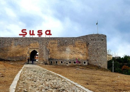 Şuşada bu abidələrə reklam yerləşdirmək qadağandır - SİYAHI