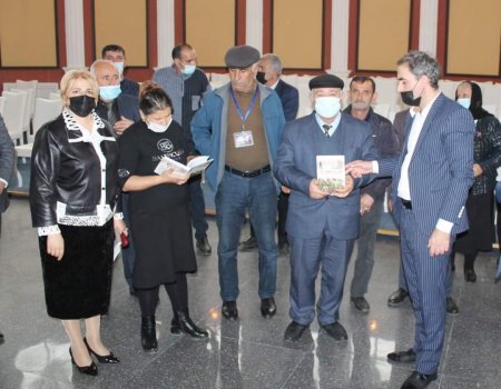 "Ölümsüzlər" kitabı səkkiz rayonda təqdim edildi. 