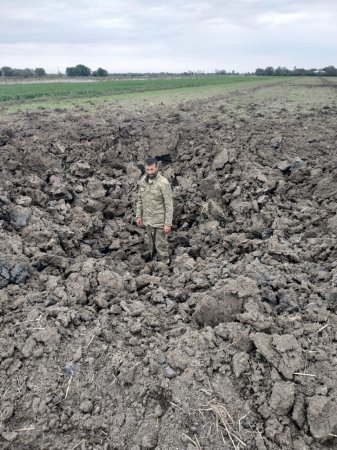 “Öz istəyi ilə hərbini seçən, iki döyüşdə ön sırada vuruşan və yaralı vəziyyətdə komandirini xilas edərkən şəhid olan qəhrəman Vətən oğlu”