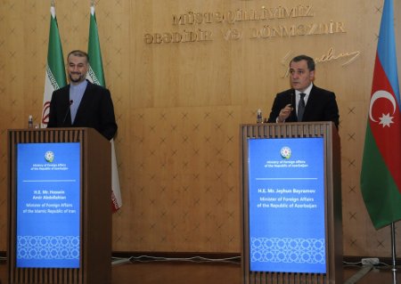 İran və Azərbaycan xarici işlər nazirinin birgə mətbuat konfransı maraqlı açıqlamalarla yadda qalıb.
