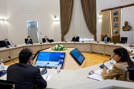 Yol Xəritəsinin ilkin layihəsi təqdim olunub 